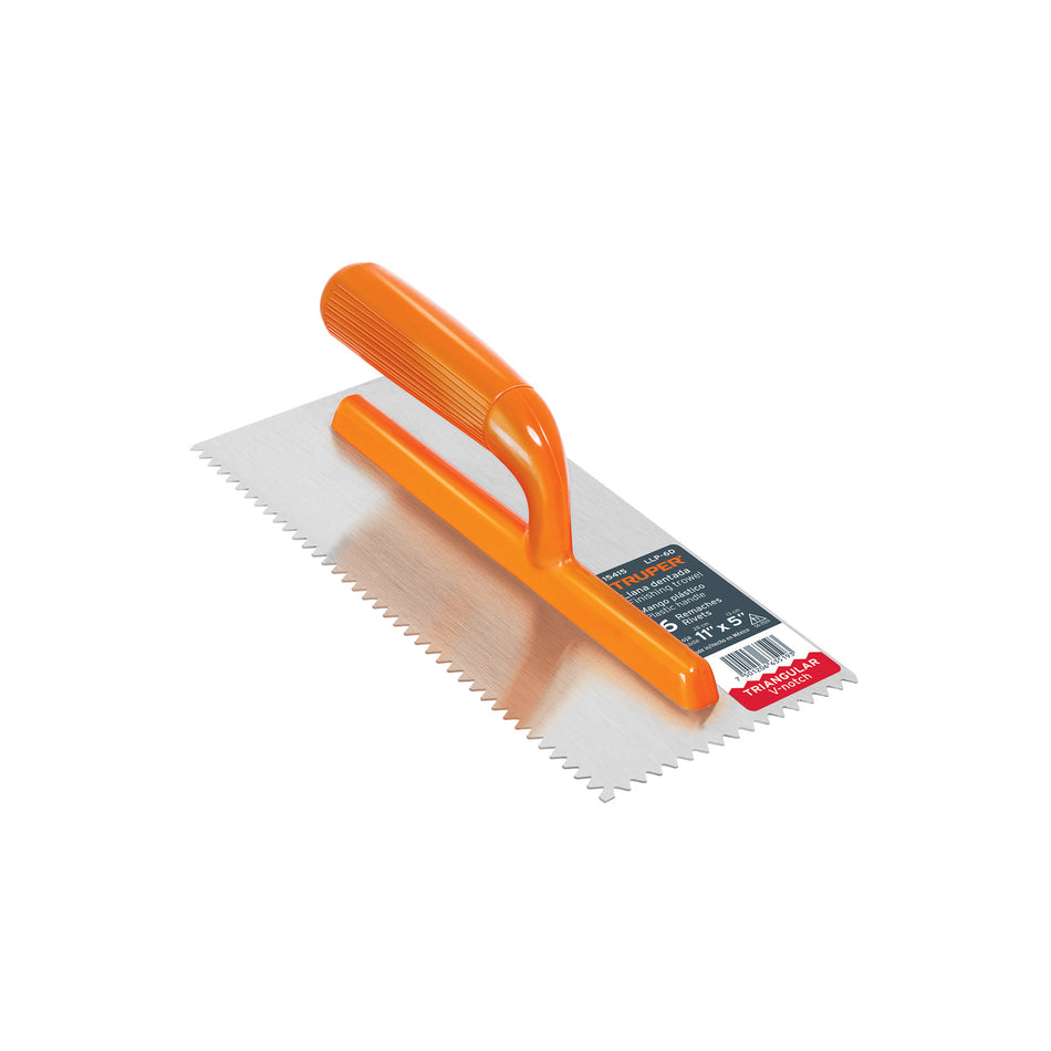 Llana 11' dentado triangular, 6 remaches, mango plástico