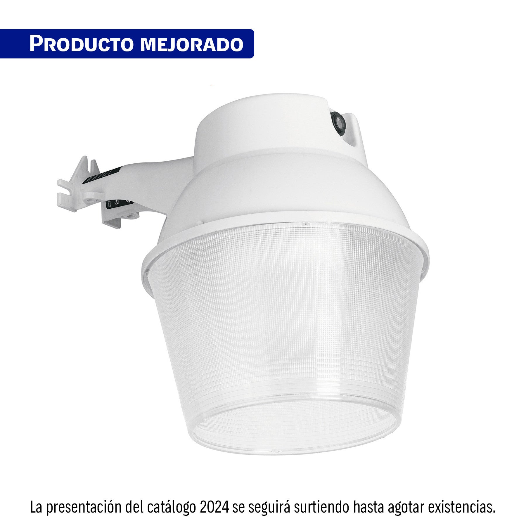 Luminario suburbano ABS con foco LED 40W 6500K sensor de luz 40W
